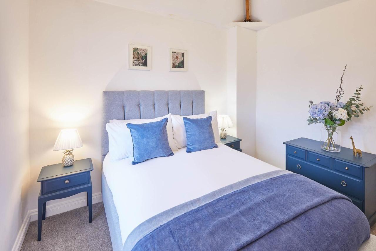 Host & Stay - Den At Westcliff 휫비 외부 사진